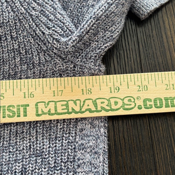 Loft side button crewneck sweater - Picture 6 of 8